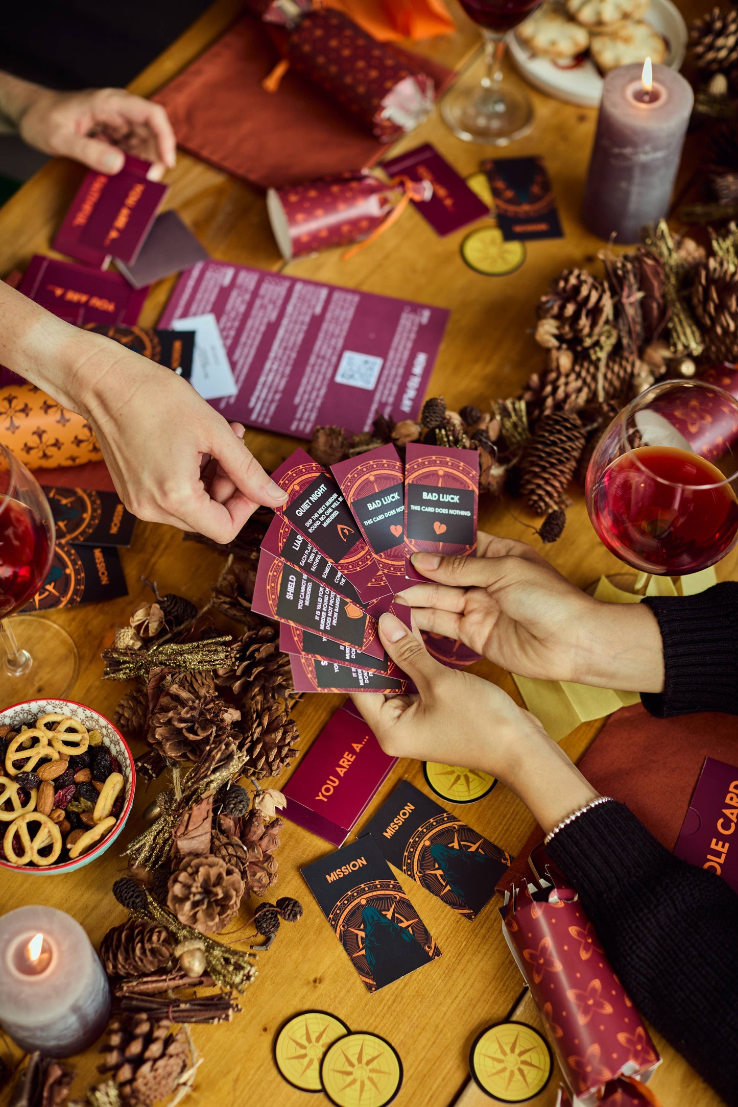 Official The Traitors Christmas Crackers - Set of 6 -  from The Bookhouse Broughty Ferry- Just £22.50! Shop now